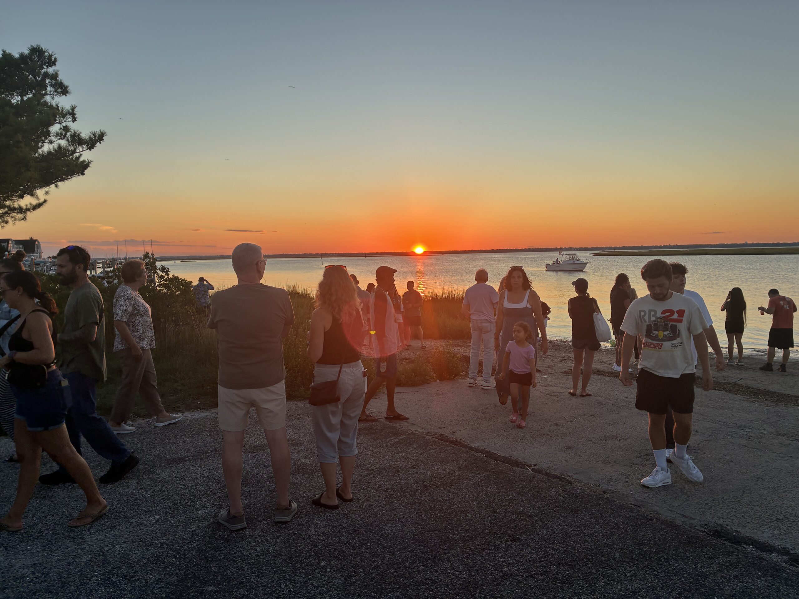 Crowds at the Ski Beach bayside park in Ventnor Heights